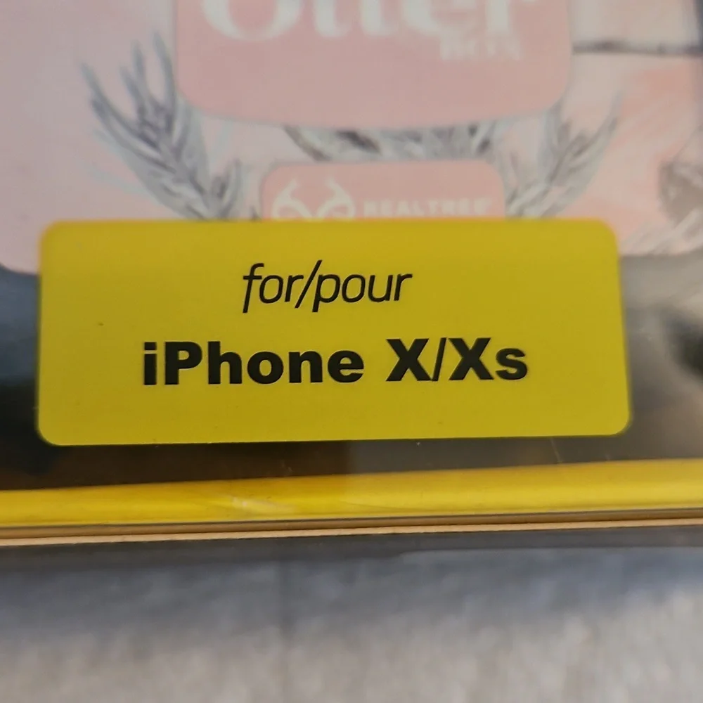 NIB Otterbox Defender Realtree Pink Camo Design IPhone X/XS